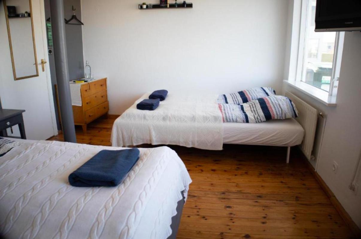 Blue House B&B Seltjarnarnes Oda fotoğraf